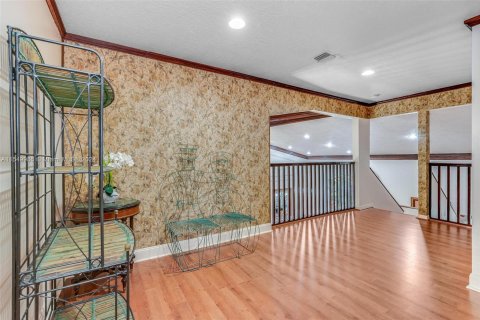 Villa ou maison à vendre à Pembroke Pines, Floride: 5 chambres, 310.76 m2 № 1235456 - photo 27