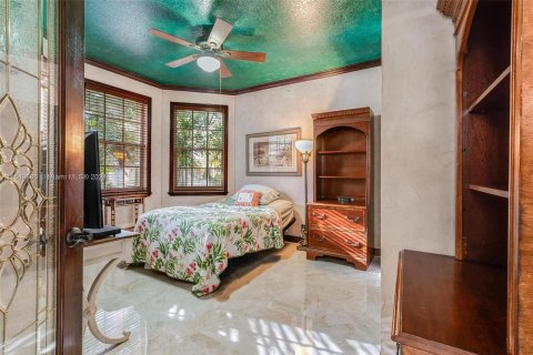 Villa ou maison à vendre à Pembroke Pines, Floride: 5 chambres, 310.76 m2 № 1235456 - photo 10