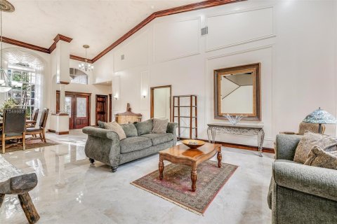 Villa ou maison à vendre à Pembroke Pines, Floride: 5 chambres, 310.76 m2 № 1235456 - photo 7