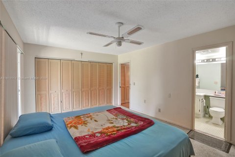 Condo in Deerfield Beach, Florida, 1 bedroom  № 1235497 - photo 16