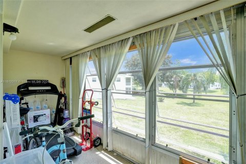 Condo in Deerfield Beach, Florida, 1 bedroom  № 1235497 - photo 23