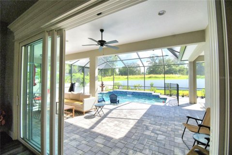 House in Lakeland, Florida 5 bedrooms, 274.99 sq.m. № 1369585 - photo 21