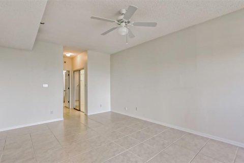Copropriété à louer à Sarasota, Floride: 3 chambres, 182.65 m2 № 979488 - photo 23