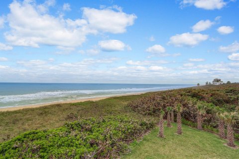 Condo in Hutchinson Island South, Florida, 2 bedrooms  № 1009600 - photo 21