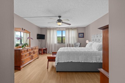 Condo in Weston, Florida, 2 bedrooms  № 1146142 - photo 11