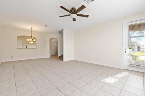 Townhouse in Cape Coral, Florida 3 bedrooms, 183.67 sq.m. № 1105141 - photo 16