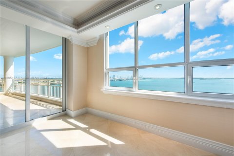 Condominio en venta en Miami, Florida, 2 dormitorios, 157.56 m2 № 1226453 - foto 30