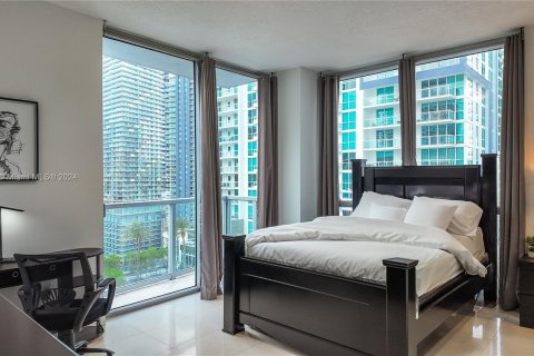 Condo in Miami, Florida, 2 bedrooms  № 1151312 - photo 3