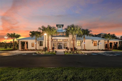 House in Apollo Beach, Florida 4 bedrooms, 213.12 sq.m. № 940074 - photo 18