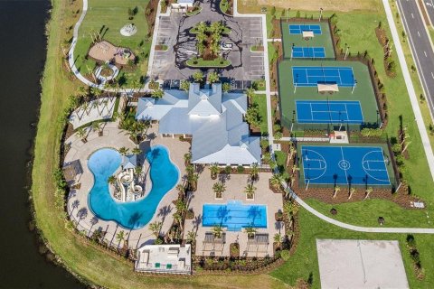 Villa ou maison à vendre à Apollo Beach, Floride: 4 chambres, 213.12 m2 № 940074 - photo 17