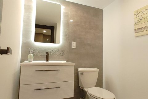 Condo in Sunny Isles Beach, Florida, 1 bedroom  № 938900 - photo 4