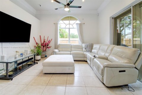 Casa en venta en Davie, Florida, 4 dormitorios, 217.95 m2 № 1367199 - foto 11