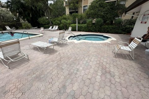 Copropriété à louer à Coral Springs, Floride: 2 chambres, 99.22 m2 № 1367201 - photo 27