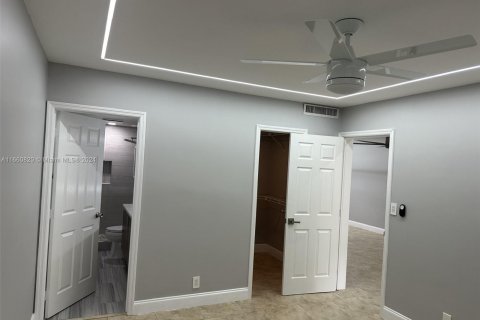 Copropriété à louer à Coral Springs, Floride: 2 chambres, 99.22 m2 № 1367201 - photo 13