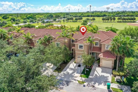 Adosado en alquiler en Cutler Bay, Florida, 3 dormitorios, 120.31 m2 № 1367202 - foto 5