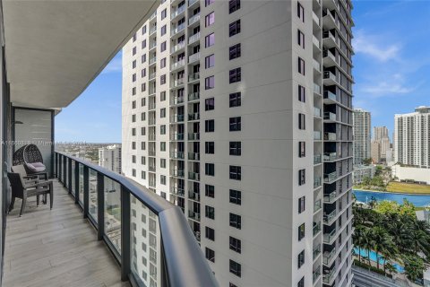 Condominio en venta en Miami, Florida, 2 dormitorios, 86.03 m2 № 1367200 - foto 30