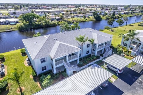 Condo in North Port, Florida, 2 bedrooms  № 1406814 - photo 28