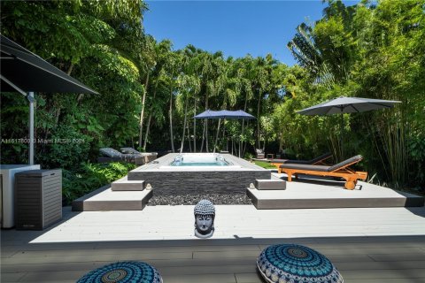 Casa en venta en Miami Beach, Florida, 2 dormitorios, 168.62 m2 № 1240359 - foto 21