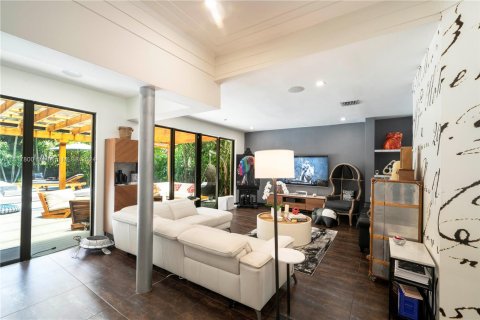 Casa en venta en Miami Beach, Florida, 2 dormitorios, 168.62 m2 № 1240359 - foto 9