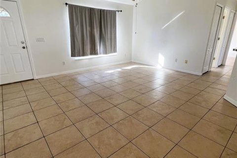 Casa en alquiler en Deltona, Florida, 3 dormitorios, 110.65 m2 № 1366558 - foto 7