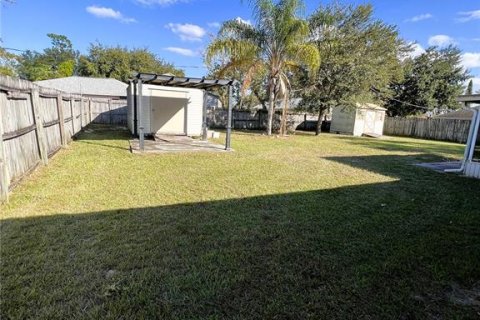 Villa ou maison à louer à Deltona, Floride: 3 chambres, 110.65 m2 № 1366558 - photo 13