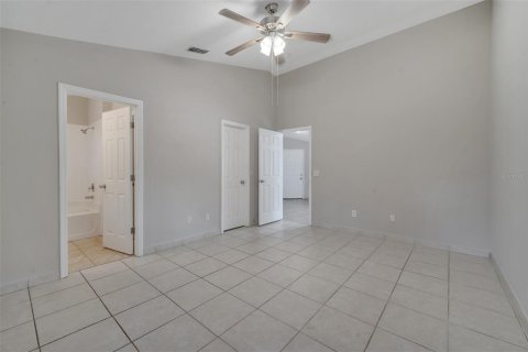 House in Kissimmee, Florida 3 bedrooms, 119.29 sq.m. № 1366522 - photo 11