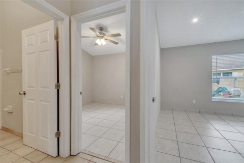 House in Kissimmee, Florida 3 bedrooms, 119.29 sq.m. № 1366522 - photo 20