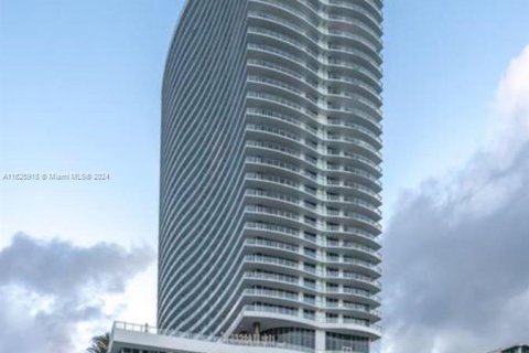 Condominio en venta en Hollywood, Florida, 2 dormitorios № 1272333 - foto 2