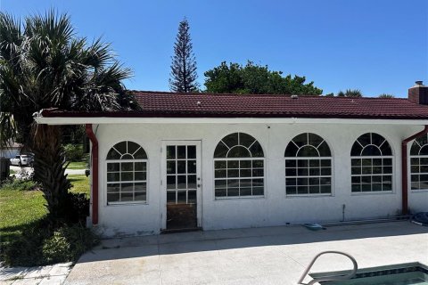 House in Melbourne Beach, Florida 4 bedrooms, 205.78 sq.m. № 1326278 - photo 26