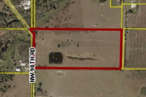 Terreno en venta en Okeechobee, Florida № 1420552 - foto 1