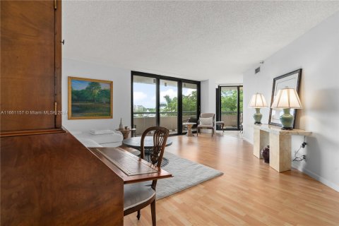 Copropriété à vendre à Aventura, Floride: 2 chambres, 141.4 m2 № 1367583 - photo 4