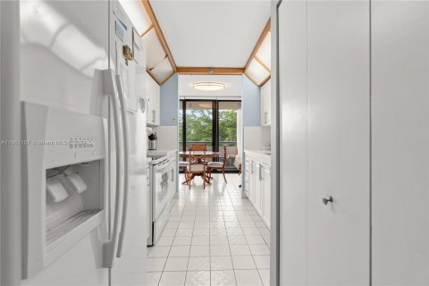 Copropriété à vendre à Aventura, Floride: 2 chambres, 141.4 m2 № 1367583 - photo 7