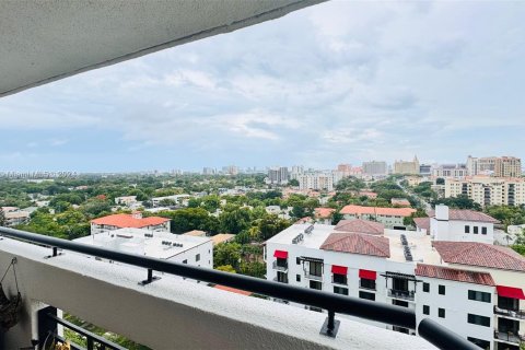 Condominio en venta en Coral Gables, Florida, 2 dormitorios, 89.19 m2 № 1367632 - foto 17