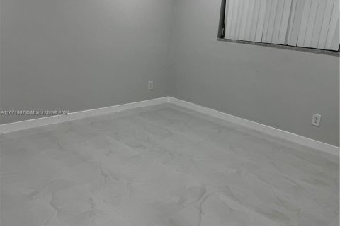 Condo in Davie, Florida, 2 bedrooms  № 1393571 - photo 5