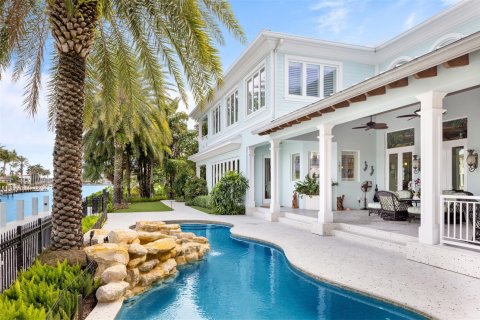 Villa ou maison à vendre à Fort Lauderdale, Floride: 7 chambres, 782.61 m2 № 924437 - photo 12