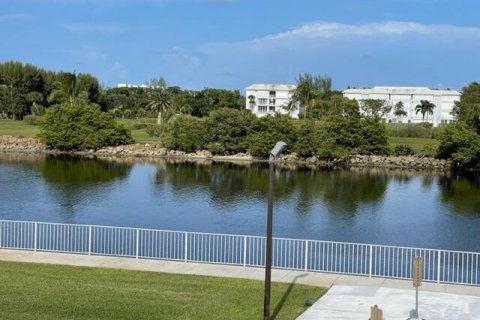 Condominio en venta en Boynton Beach, Florida, 1 dormitorio, 52.95 m2 № 1207370 - foto 8