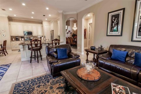 Casa en venta en Miami, Florida, 4 dormitorios, 228.17 m2 № 1393524 - foto 20