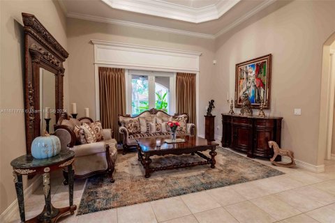 Villa ou maison à vendre à Miami, Floride: 4 chambres, 228.17 m2 № 1393524 - photo 6