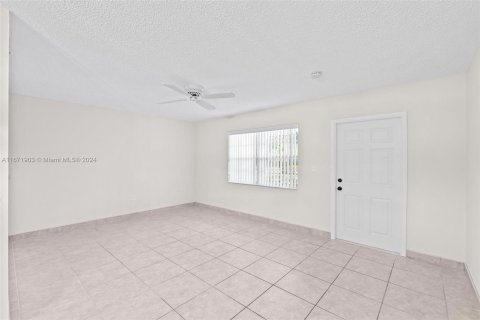 Copropriété à vendre à Stuart, Floride: 1 chambre, 63.64 m2 № 1393570 - photo 2