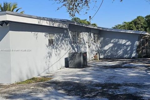 Casa en venta en Plantation, Florida, 4 dormitorios, 148.09 m2 № 847925 - foto 30