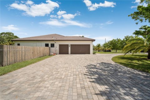 Casa en venta en Homestead, Florida, 5 dormitorios, 259.57 m2 № 1154804 - foto 29