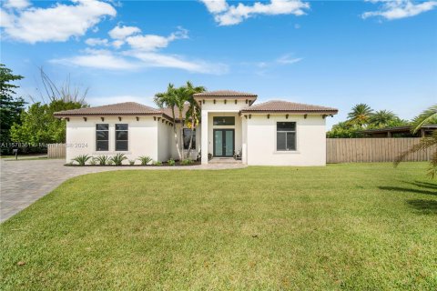 Casa en venta en Homestead, Florida, 5 dormitorios, 259.57 m2 № 1154804 - foto 26