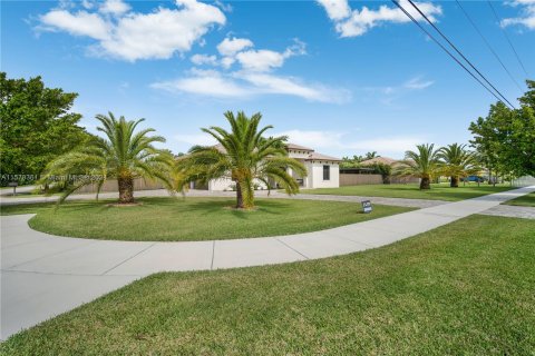 Villa ou maison à vendre à Homestead, Floride: 5 chambres, 259.57 m2 № 1154804 - photo 28