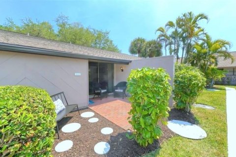 Villa ou maison à louer à Sarasota, Floride: 1 chambre, 39.76 m2 № 213934 - photo 3