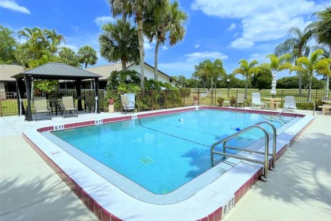 Villa ou maison à louer à Sarasota, Floride: 1 chambre, 39.76 m2 № 213934 - photo 17