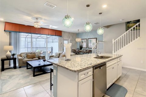 Adosado en venta en Davenport, Florida, 5 dormitorios, 212.1 m2 № 1190835 - foto 7