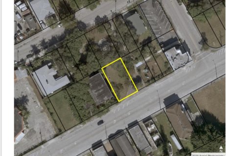 Купить земельный участок в Опа-Локка, Флорида № 1097647 - фото 1
