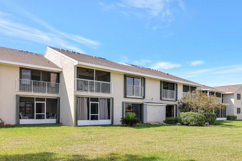 Condo in Hutchinson Island South, Florida, 2 bedrooms  № 1097605 - photo 13