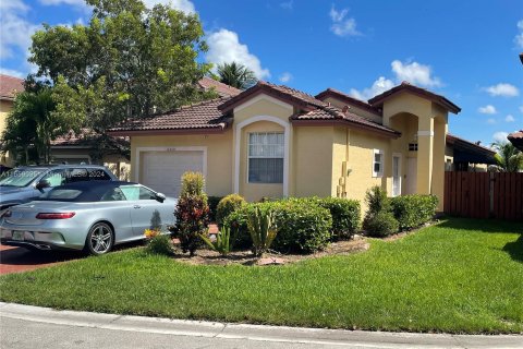 Casa en venta en Miami, Florida, 3 dormitorios, 141.77 m2 № 1362704 - foto 22