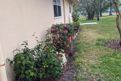 Condo in Sun City Center, Florida, 1 bedroom  № 1369669 - photo 3